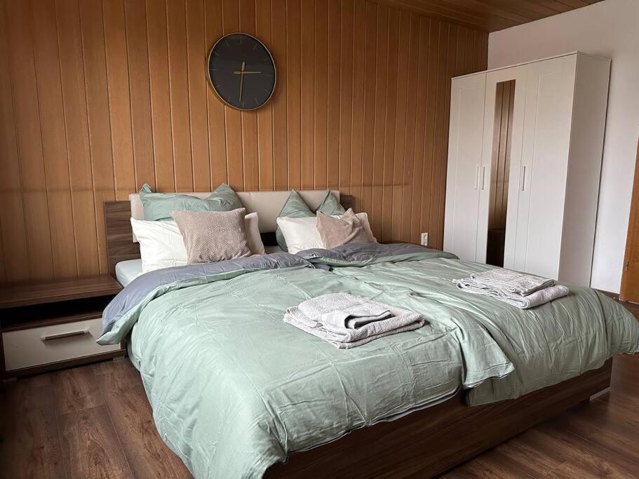Ferienwohnung Malin Ludwigshafen am Rhein Esterno foto